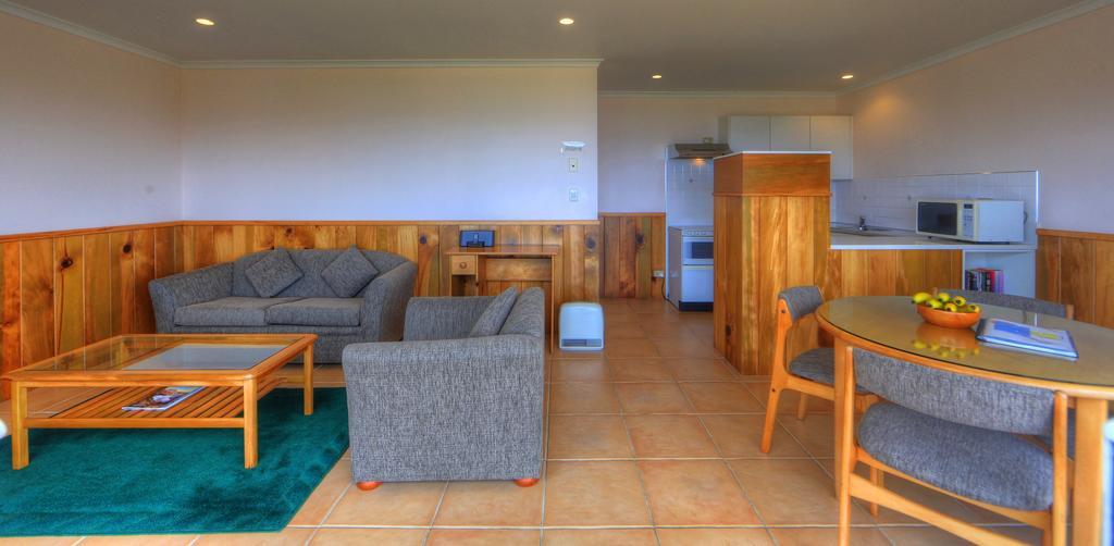 Islander Lodge Apartments Burnt Pine Chambre photo