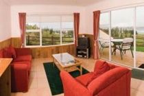 Islander Lodge Apartments Burnt Pine Extérieur photo